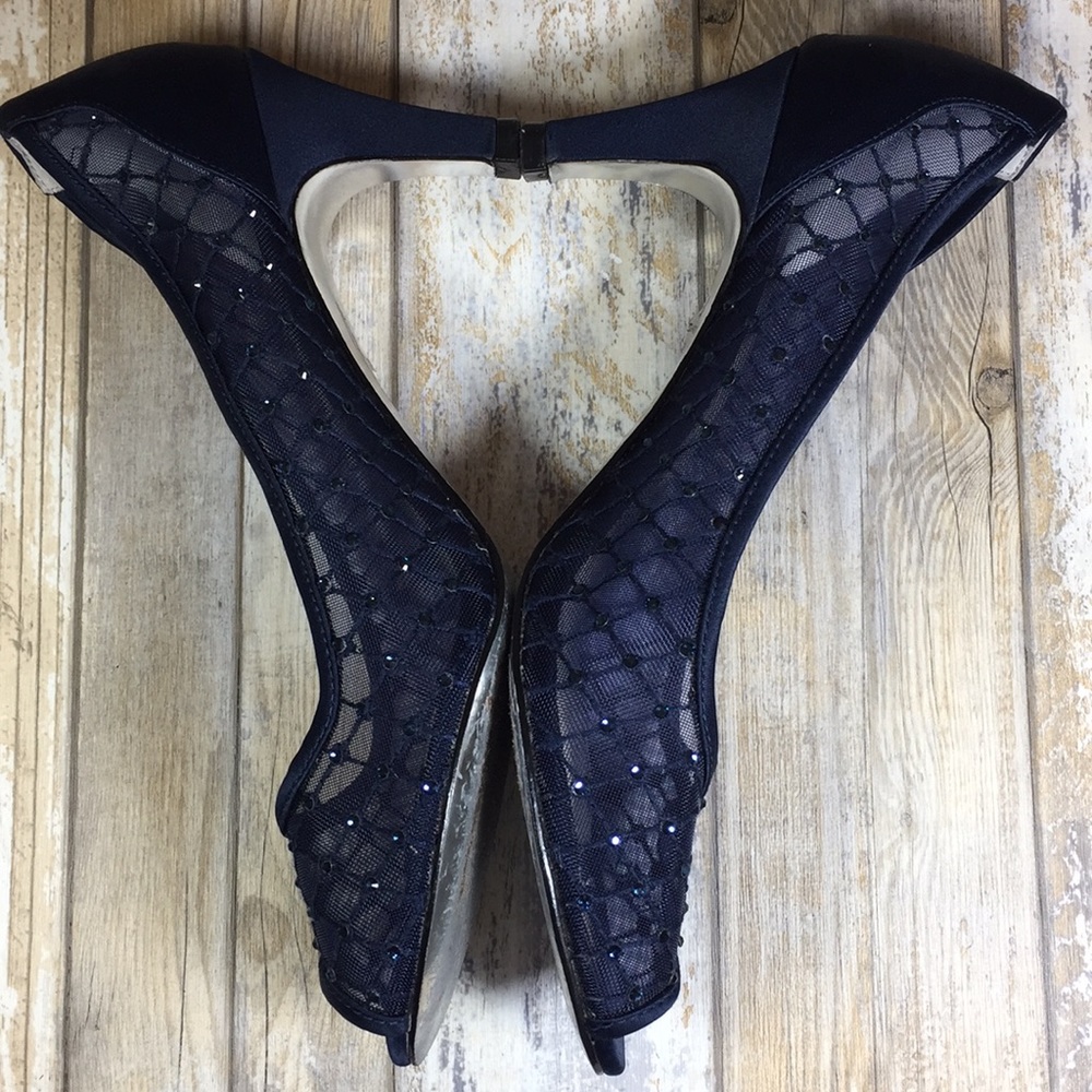 🌷 Adrianna Papell Heels - Picture 4 of 6